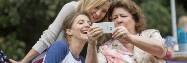 « Joyeuse fête des mères » réunit un casting de rêve au cinéma