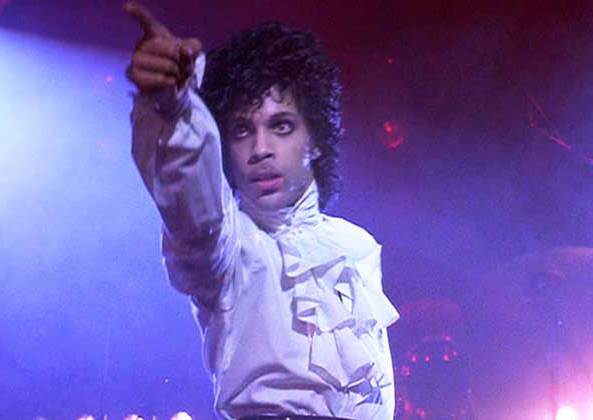 prince-7-tenues-incontournables-mode