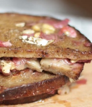 recette-grilled-cheese-chutney-fraises