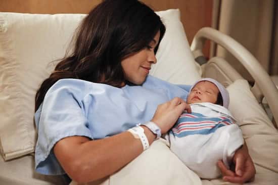 jane-virgin-birth-mateo