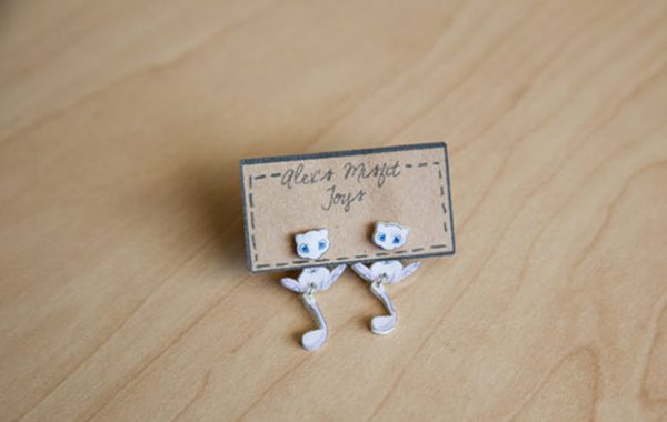 boucles-oreilles-mew-pokemon-etsy boucles-oreilles-mew-pokemon-etsy