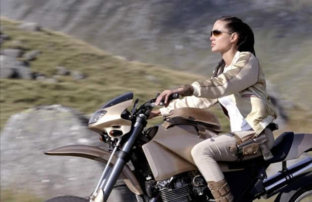 lara-croft-moto