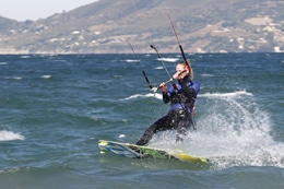 kitesurf