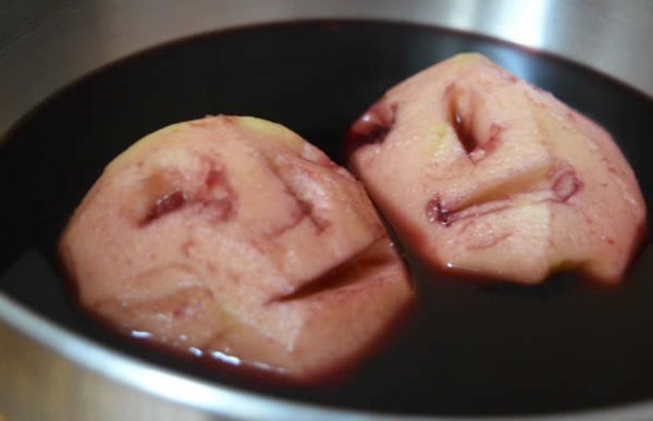 pommes-vin-chaud-creepy