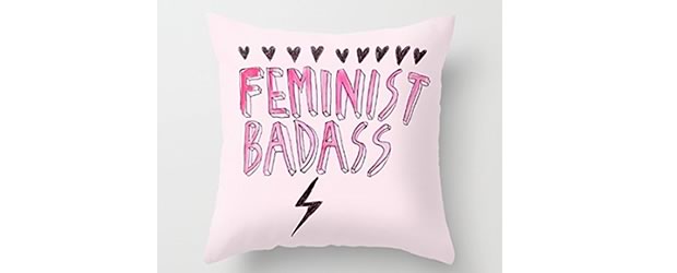 feminist-badass-coussin