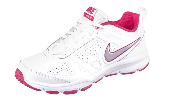 nike-rose-blanche