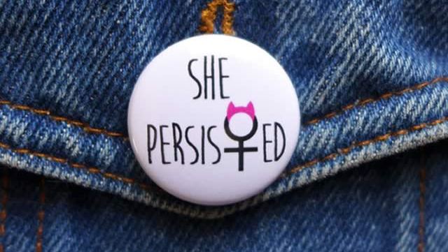 she-persisted-feminisme-elizabeth-warren