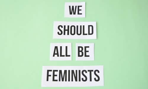 we-should-all-be-feminists-t-shirt-1