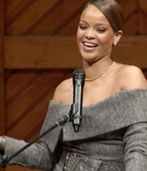 rihanna-discours-humanitaire-harvard rihanna-discours-humanitaire-harvard