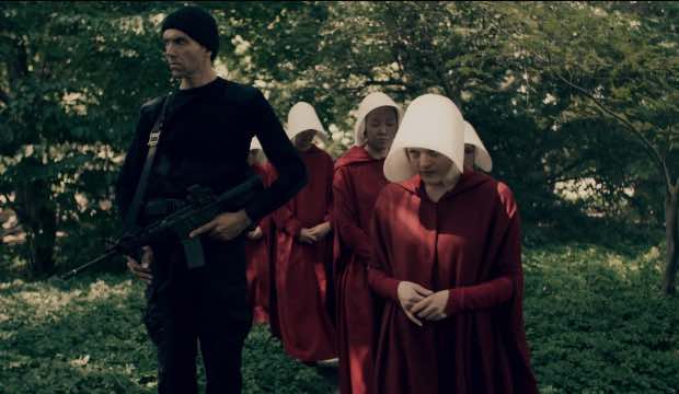 handmaids-tale-theocratie-militaire