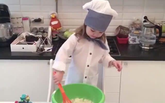 Olenka, La Petite Fille Qui Cuisine à Trois Ans : Le Compte Instagram