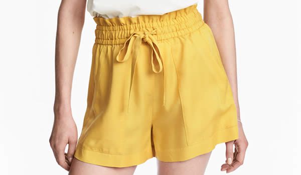 short-jaune-lyocell