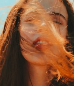 cheveux-brumes-parfumees cheveux-brumes-parfumees