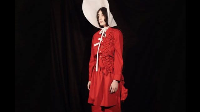 collection-mode-handmaids-tale