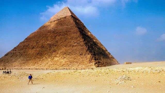 construction-pyramides-explications