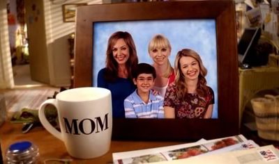 mom-serie-tele mom-serie-tele