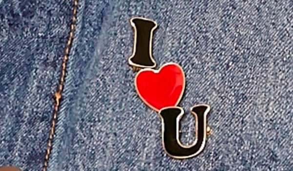 pins-i-heart-u