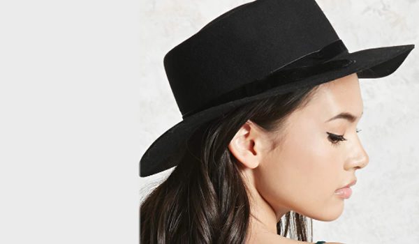 chapeau-canotier-feutrine-forever21