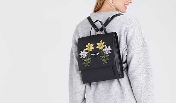 sac-a-dos-noir-brode sac-a-dos-noir-brode