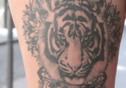 street-tattoos-flavie-tigre