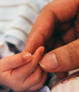 adoption-couple-homosexuel adoption-couple-homosexuel