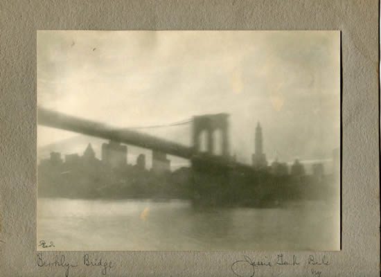 Brooklyn_Bridge_by_Jessie_Tarbox_Beals,_1919 Brooklyn_Bridge_by_Jessie_Tarbox_Beals,_1919