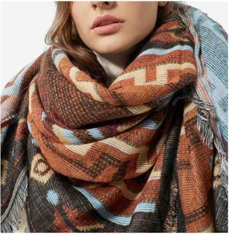 Écharpe folklo Stradivarius