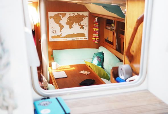 Manwe-odyssey-interieur-bateau Manwe-odyssey-interieur-bateau
