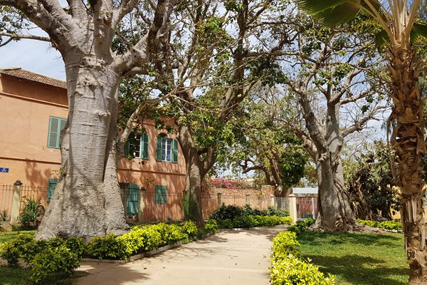 entree-maison-education-mariama-ba entree-maison-education-mariama-ba