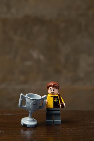 lego-minifigure-cedric-diggory-400×600