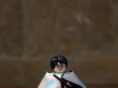 lego-minifigure-harry-potter-cloak-400×600 lego-minifigure-harry-potter-cloak-400×600