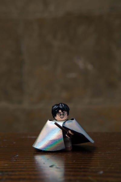 lego-minifigure-harry-potter-cloak-400×600 lego-minifigure-harry-potter-cloak-400×600