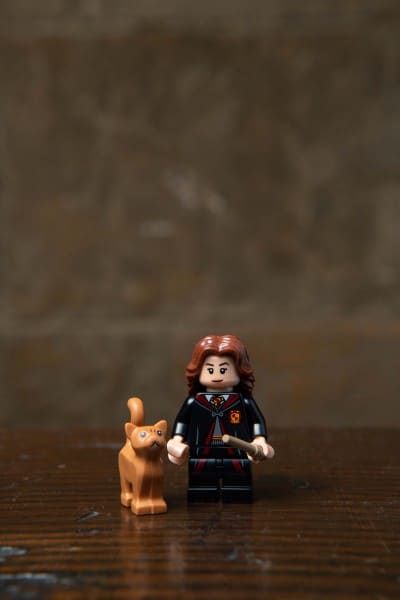 lego-minifigure-hermoine-granger-400×600