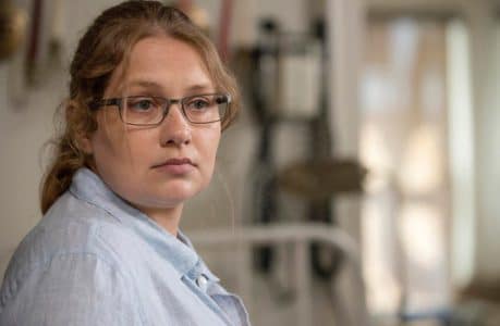 merritt-wever merritt-wever