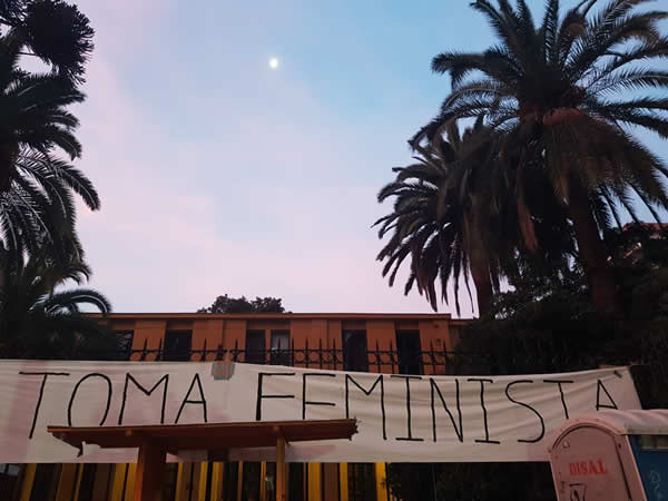 mouvement-feministe-chili-1