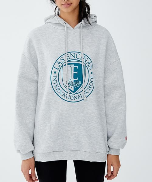 Pull and hotsell bear elite sweatshirt