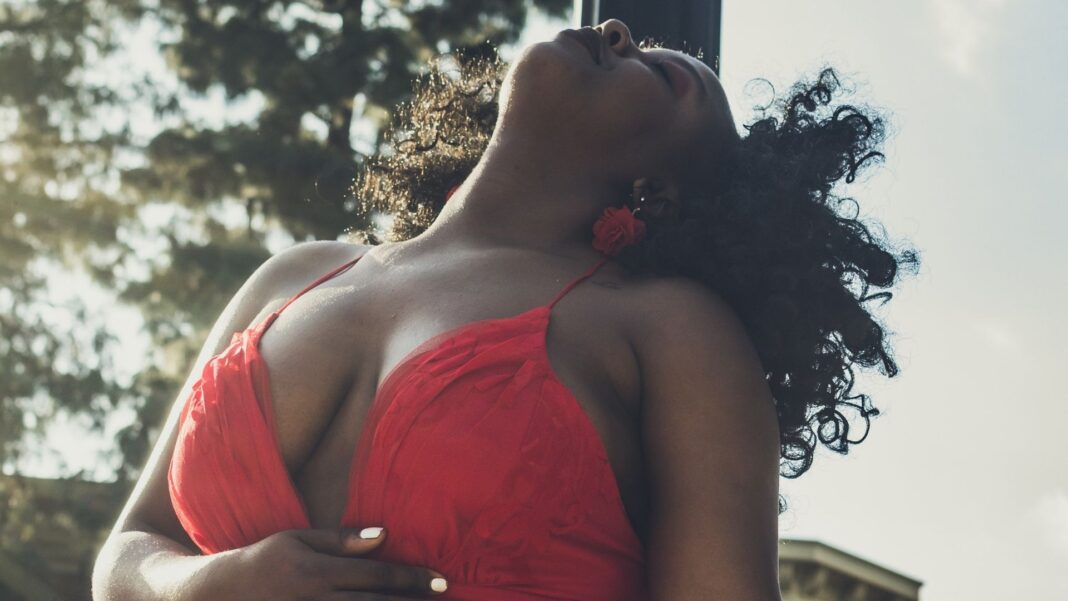 Sans Soutien gorge Avec Des Gros Seins T moignage D une MadmoiZelle Sans Soutien gorge Avec Des Gros Seins T moignage D une MadmoiZelle