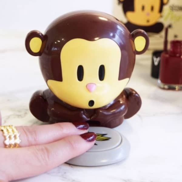 sache ongles singe sache ongles singe