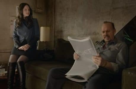 30 ans d'écart entre Michael Keaton et Andrea Riseborough dans Birdman. DÉTENTE. 30 ans d'écart entre Michael Keaton et Andrea Riseborough dans Birdman. DÉTENTE.