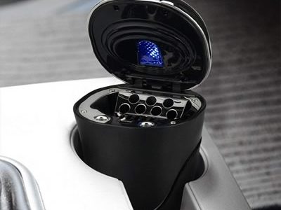 Cendrier de voiture, 16,99€ Cendrier de voiture, 16,99€