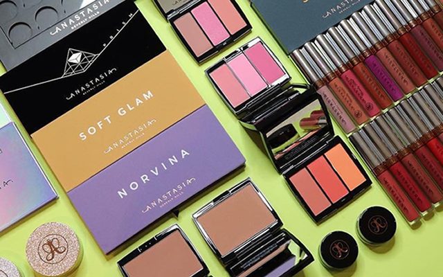 Anastasia Beverly Hills va sortir son premier fond de teint liquide