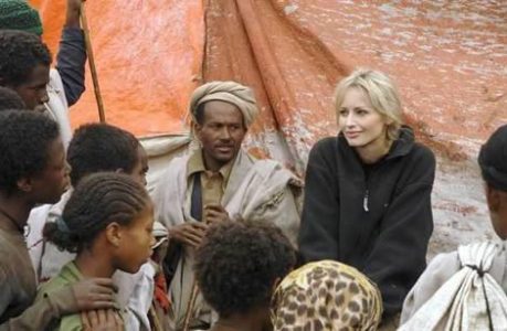 rendez-vous-terre-inconnue-adriana-karembeu rendez-vous-terre-inconnue-adriana-karembeu