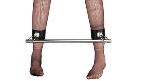 Barre de contrainte BDSM, 34,90€ Barre de contrainte BDSM, 34,90€