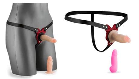 Petit gode ceinture avec 2 godes amovibles, 28,90€ Petit gode ceinture avec 2 godes amovibles, 28,90€