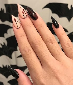 nail art witchy