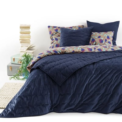 Par ici le linge de lit (housses de couette, plaids…) en promo !