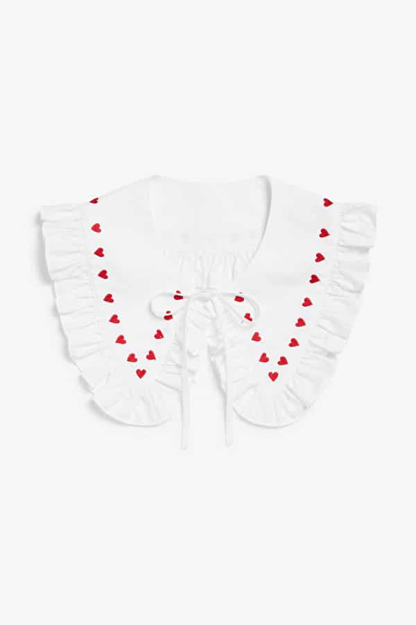 Cols claudine imprimés cœurs, 20€