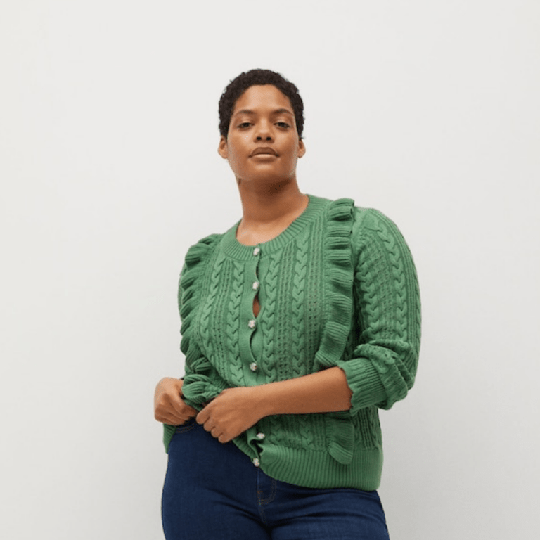 Cardigan en coton à volants, Violeta by Mango, 49,99 €. Cardigan en coton à volants, Violeta by Mango, 49,99 €.