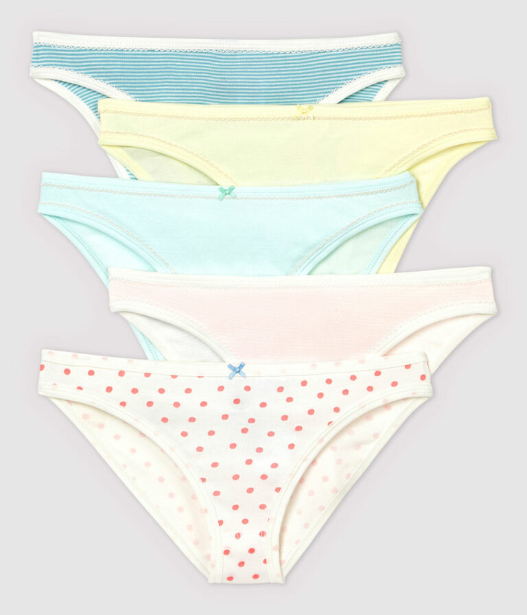 Semainier de 5 culottes aux couleurs pastel, Petit Bateau, 45,90€. Semainier de 5 culottes aux couleurs pastel, Petit Bateau, 45,90€.