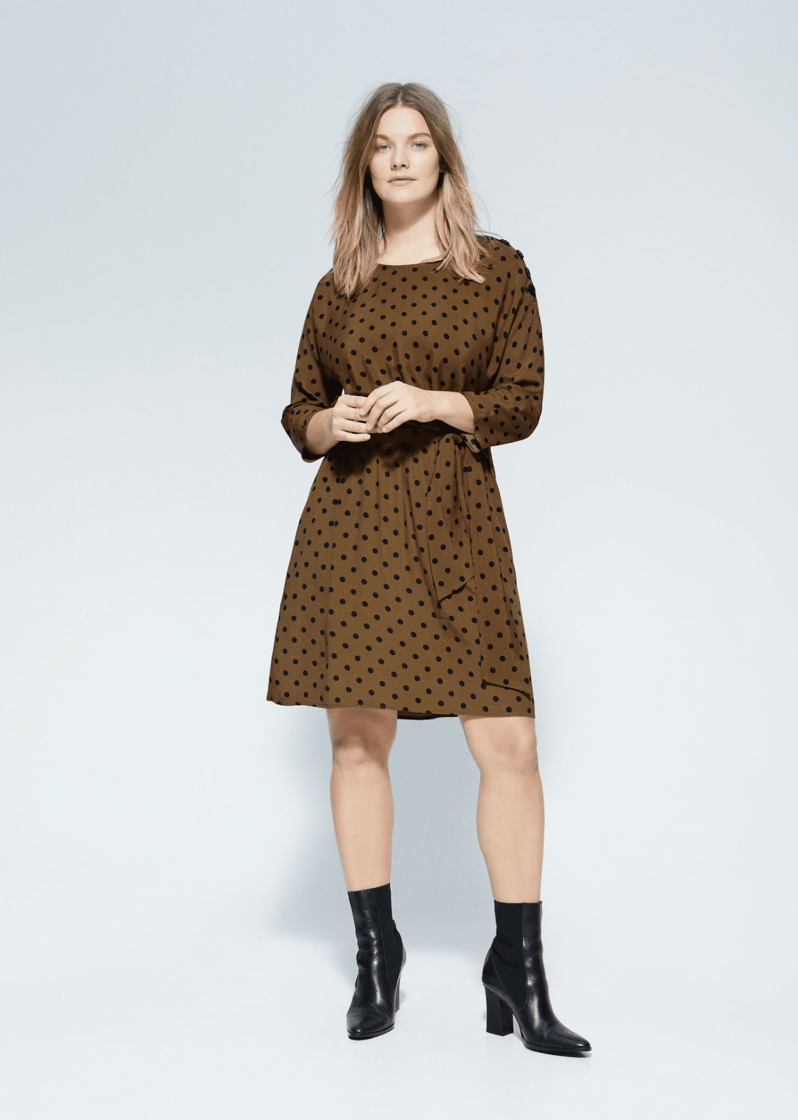 Robe à imprimé pois en viscose, Mango, 39,99€.